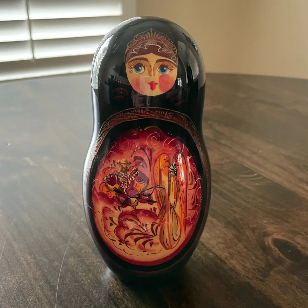 Black and Red Russian Nesting Dolls - 6 Piece Set